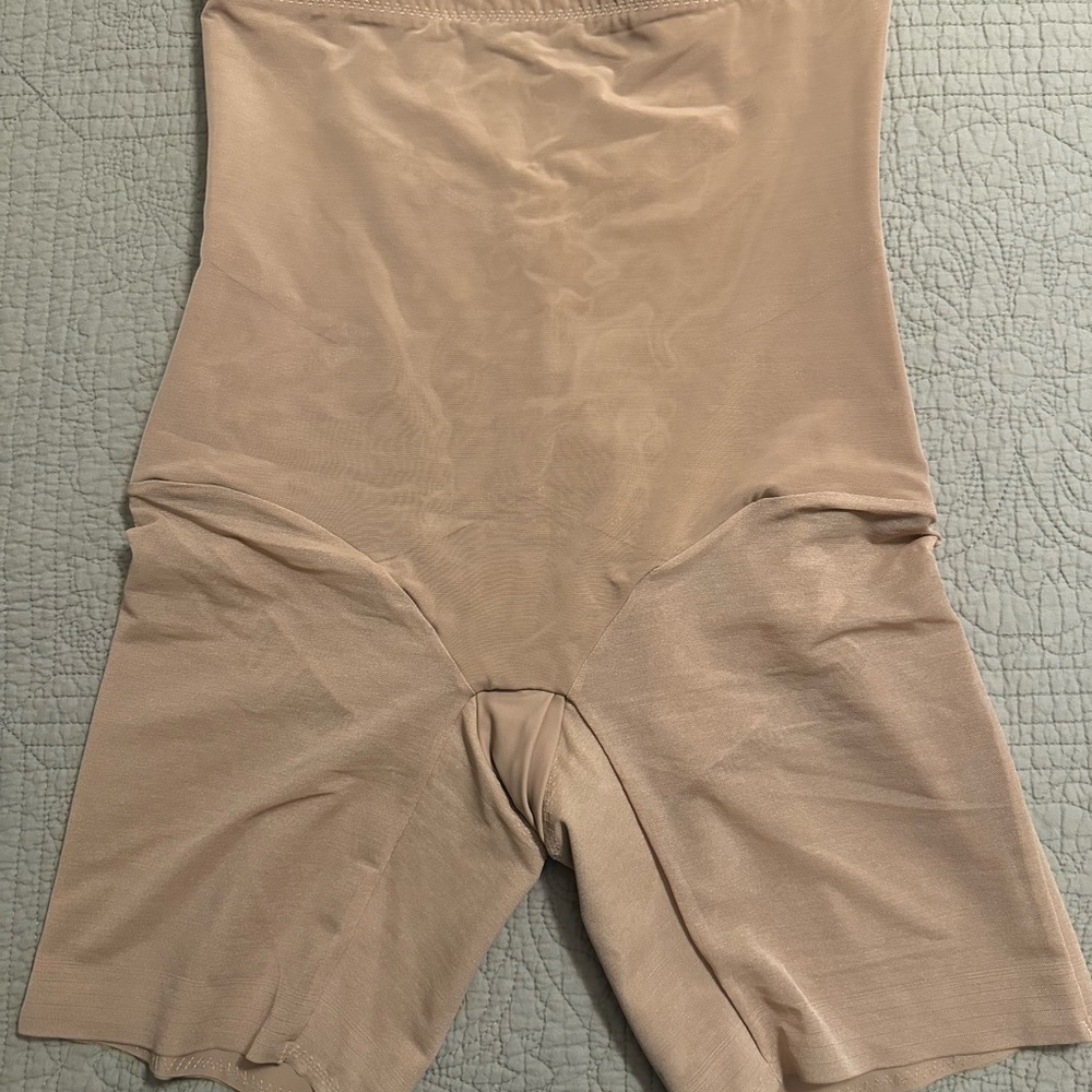 Honeylove SuperPower Shorts - Sand, Size 1X